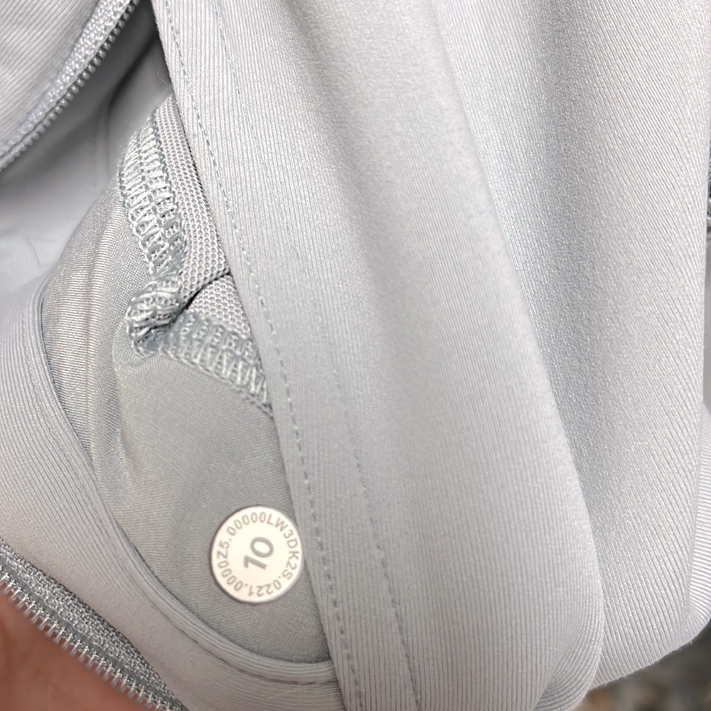LULULEMON ROGUE RENEGADE ZIP HOODIE RHINO GRAY SZ 10 - Picture 4 of 10
